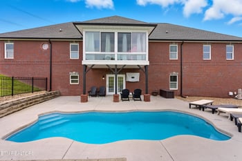 8261 Greenwell Rd, Knoxville, TN 37938