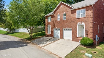 827 Blue Spruce Way, Knoxville, TN 37912