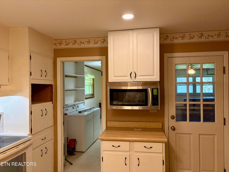 827 Murphy Rd, Sevierville, TN 37862