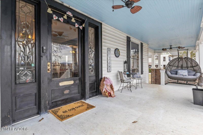 827 W Broadway Ave, Maryville, TN 37801