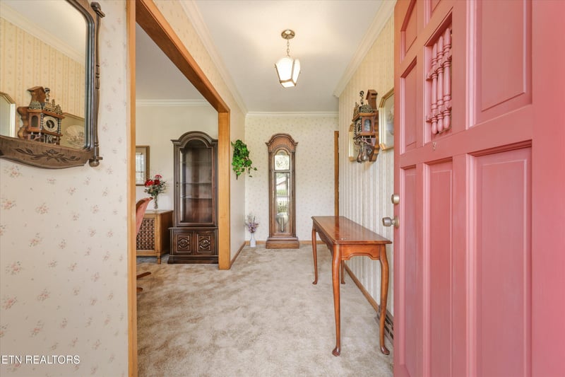 827 W Cunningham St, Alcoa, TN 37701