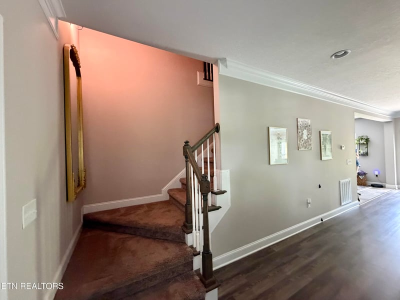 8277 Zodiac Ln, Powell, TN 37849