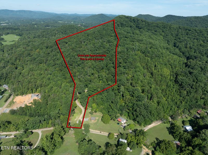 828 Hembree Hollow Rd, Townsend, TN 37882