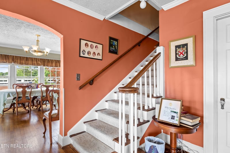 828 W Lamar Alexander Pkwy, Maryville, TN 37801
