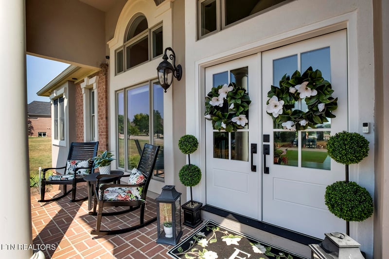 829 Rarity Bay Pkwy, Vonore, TN 37885