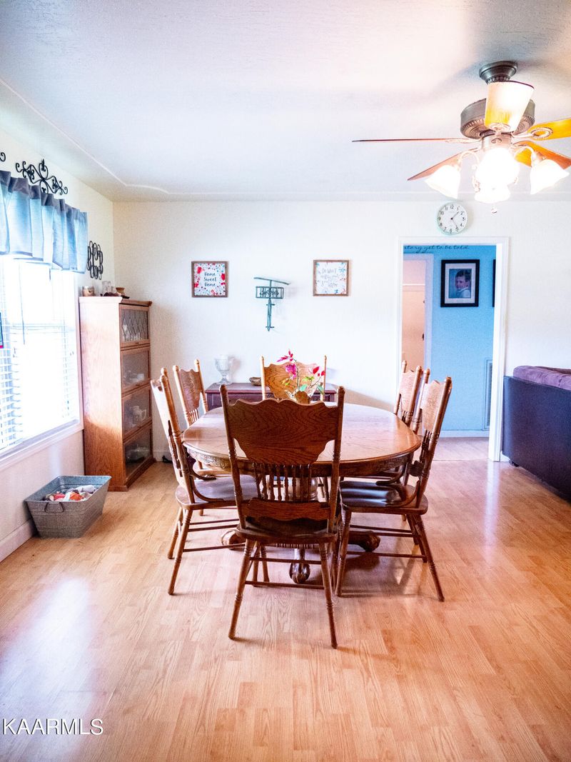 83 Deep Water Rd, Crossville, TN 38571