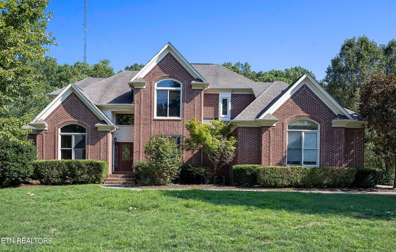 83 Rolling Links Blvd, Oak Ridge, TN 37830