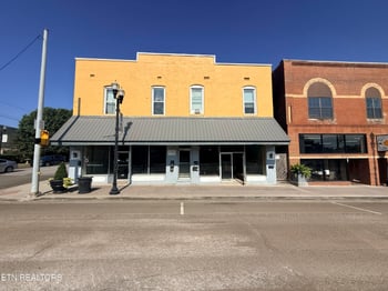 830 Tennessee Ave, Etowah, TN 37331