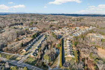 8300 Bluestone Ln, Knoxville, TN 37938