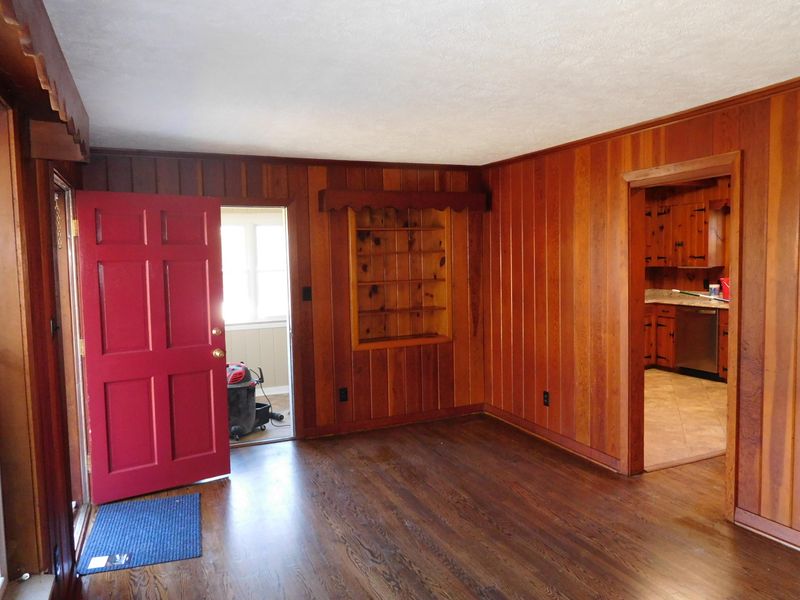 8303 Pratt Rd, Knoxville, TN 37920