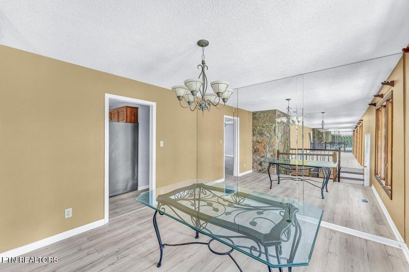 8305 Sharp Rd, Powell, TN 37849