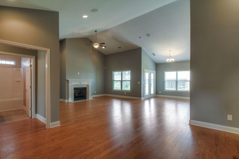 831 Spring Creek St, Maryville, TN 37801
