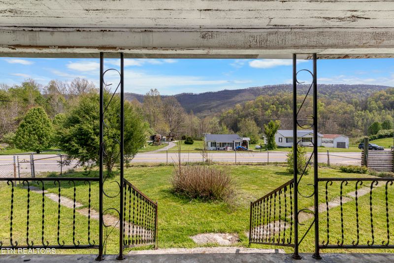 8312 Hwy 297, Pioneer, TN 37847