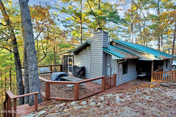 832 Christy Ln, Townsend, TN 37882