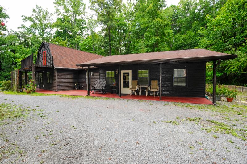 832 Mount Lebanon Rd, Maryville, TN 37804