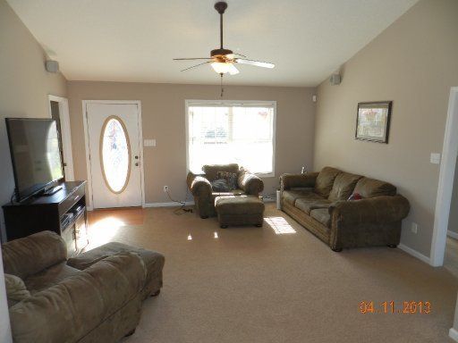 8323 Whippoorwill Rd, Powell, TN 37849