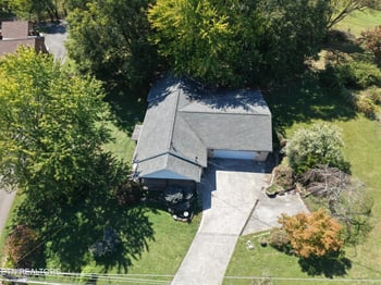 8325 Sharp Rd, Powell, TN 37849
