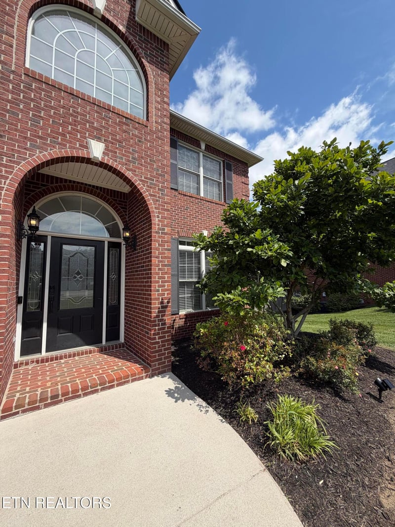 833 Brochardt Blvd, Knoxville, TN 37934