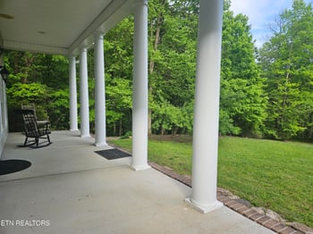 833 Bullrun Valley Dr, Heiskell, TN 37754