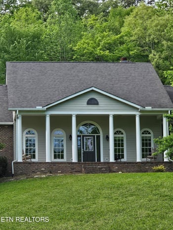 833 Bullrun Valley Dr, Heiskell, TN 37754