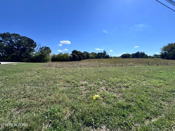 833 Highway 411, Vonore, TN 37885