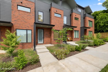 833 N 4th Ave, Knoxville, TN 37917