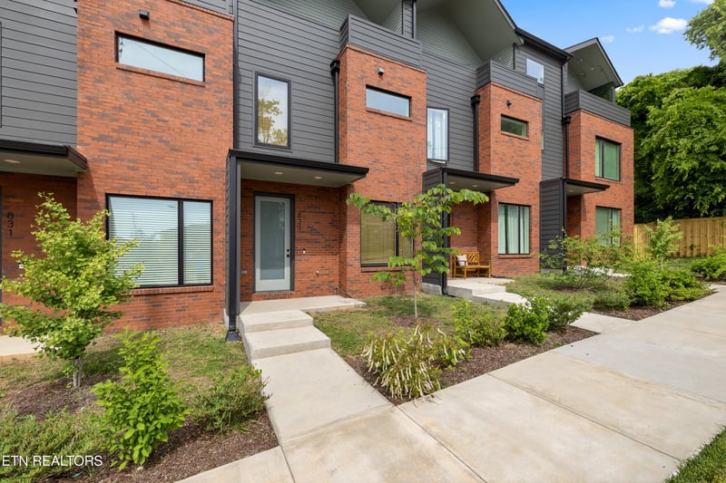 833 N 4th Ave, Knoxville, TN 37917
