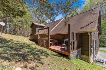 833 Union Hill Dr, Sevierville, TN 37876