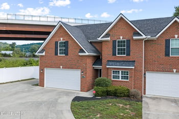 8333 Tumbled Stone Way, Knoxville, TN 37931