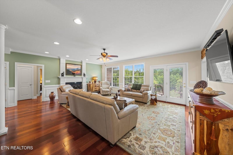 8334 Kiva Dunes Ln, Knoxville, TN 37938