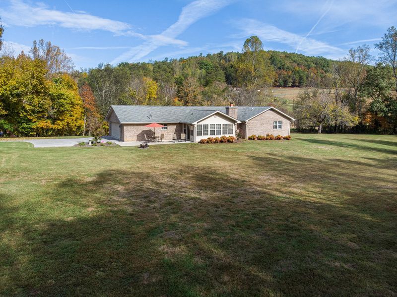 8335 Neubert Springs Rd, Knoxville, TN 37920