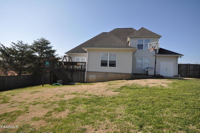 8336 Whippoorwill Dr, Powell, TN 37849