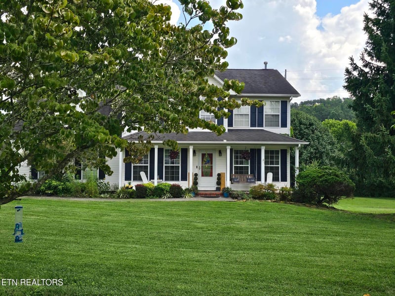 834 Garners Landing Blvd, Seymour, TN 37865