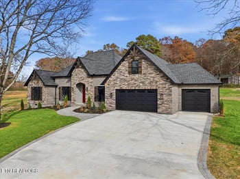 834 Sophie Dr, Greenback, TN 37742
