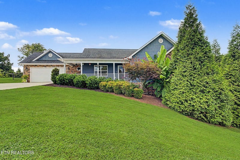 834 Wehali Tr, Kodak, TN 37764