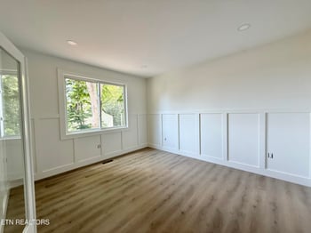 8353 Cliff Ridge Ct, Corryton, TN 37721