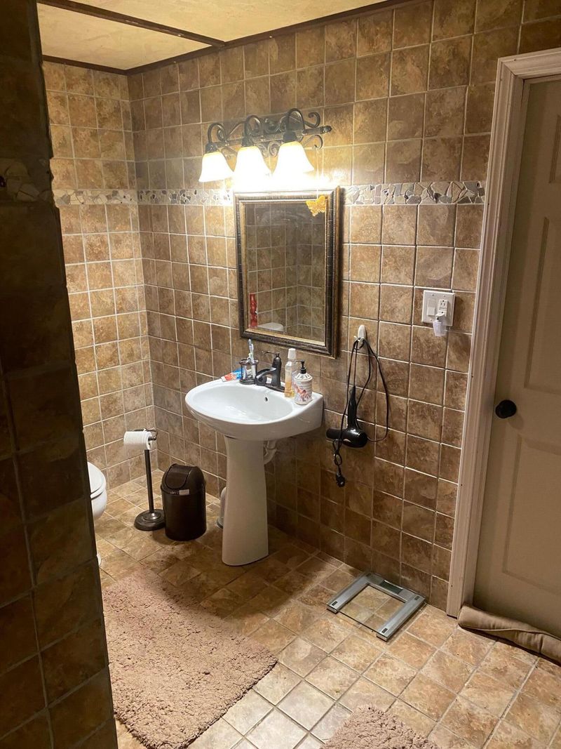 836 Swan Pond Circle Rd, Harriman, TN 37748