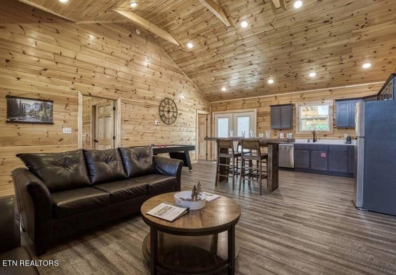 837 Blue Herring Way, Sevierville, TN 37876