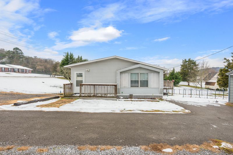 838 S Old Sevierville Pike, Seymour, TN 37865