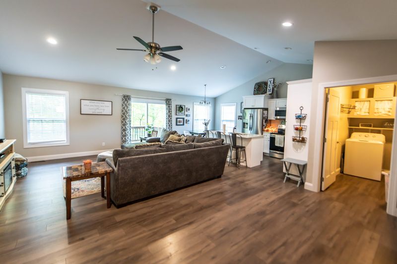 84 Panther Valley Rd, Crossville, TN 38555