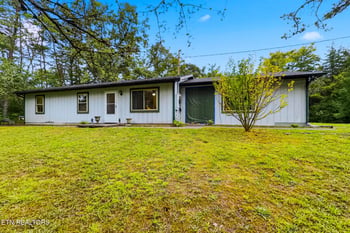 840 Guffy Hollow Rd, Sevierville, TN 37876