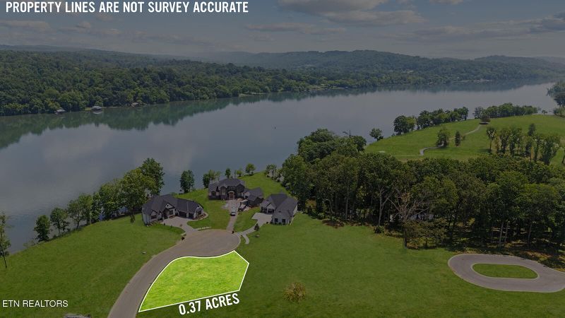840 Sedge Ln, Loudon, TN 37774