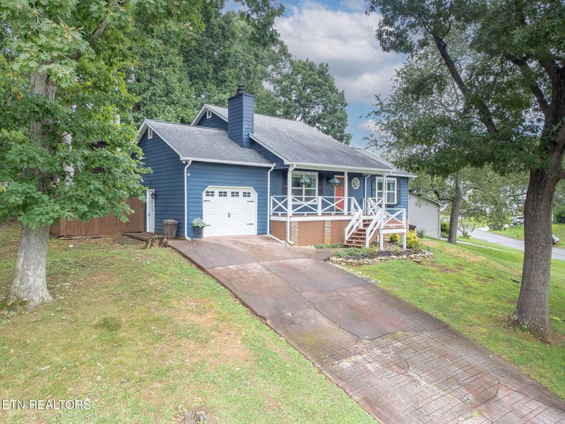 840 Tree Trunk Rd, Knoxville, TN 37934