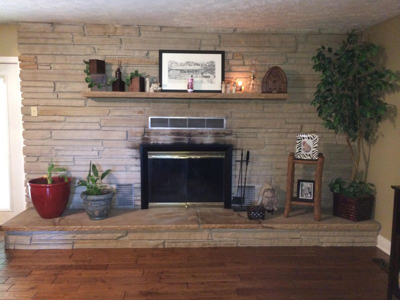8400 E Emory Rd, Corryton, TN 37721