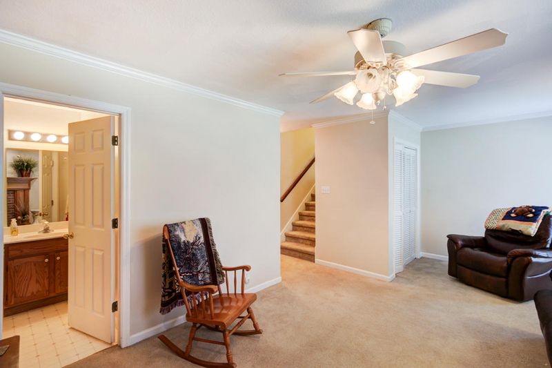 8400 Foxworth Tr, Powell, TN 37849