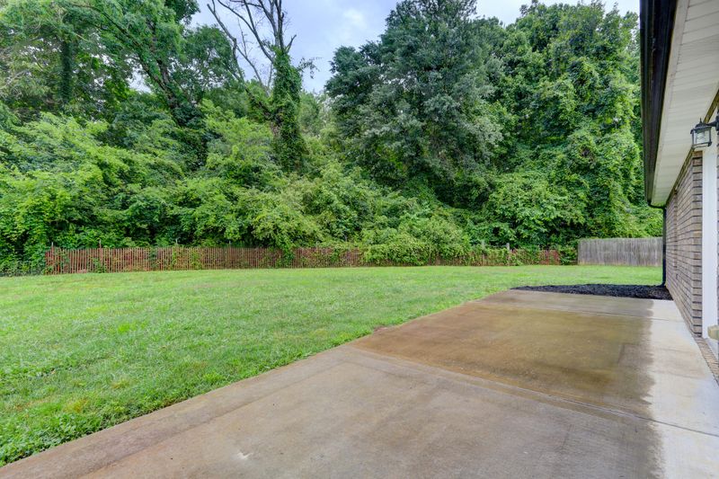 8400 Mari Ben Ln, Corryton, TN 37721