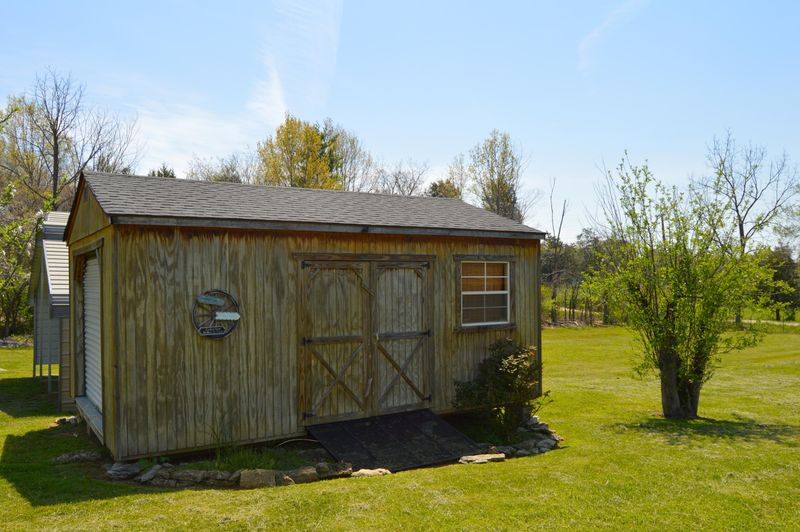 8400 Tazewell Pike, Corryton, TN 37721