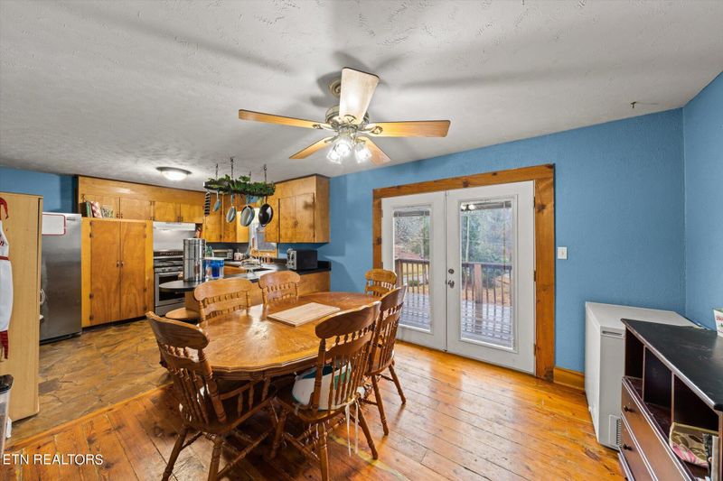 8403 Heiskell Rd, Powell, TN 37849