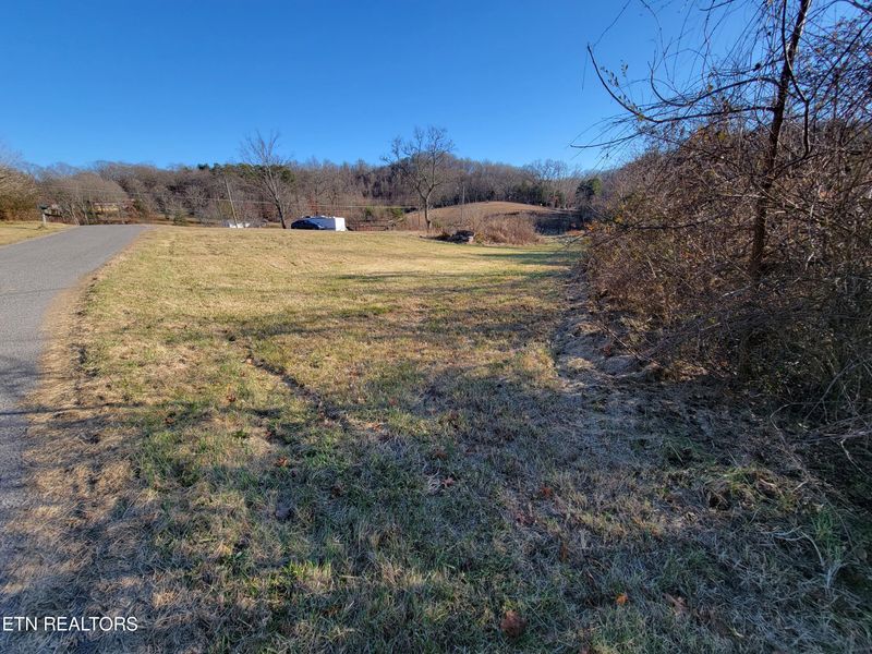8404 Mccubbins Ln, Knoxville, TN 37924