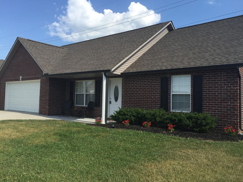 8404 Reality Ln, Corryton, TN 37721